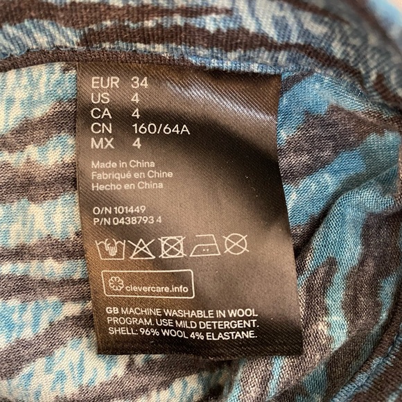 ‼️SOLD‼️ Kenzo x H&M blue tiger print wool leggings - Picture 9 of 9